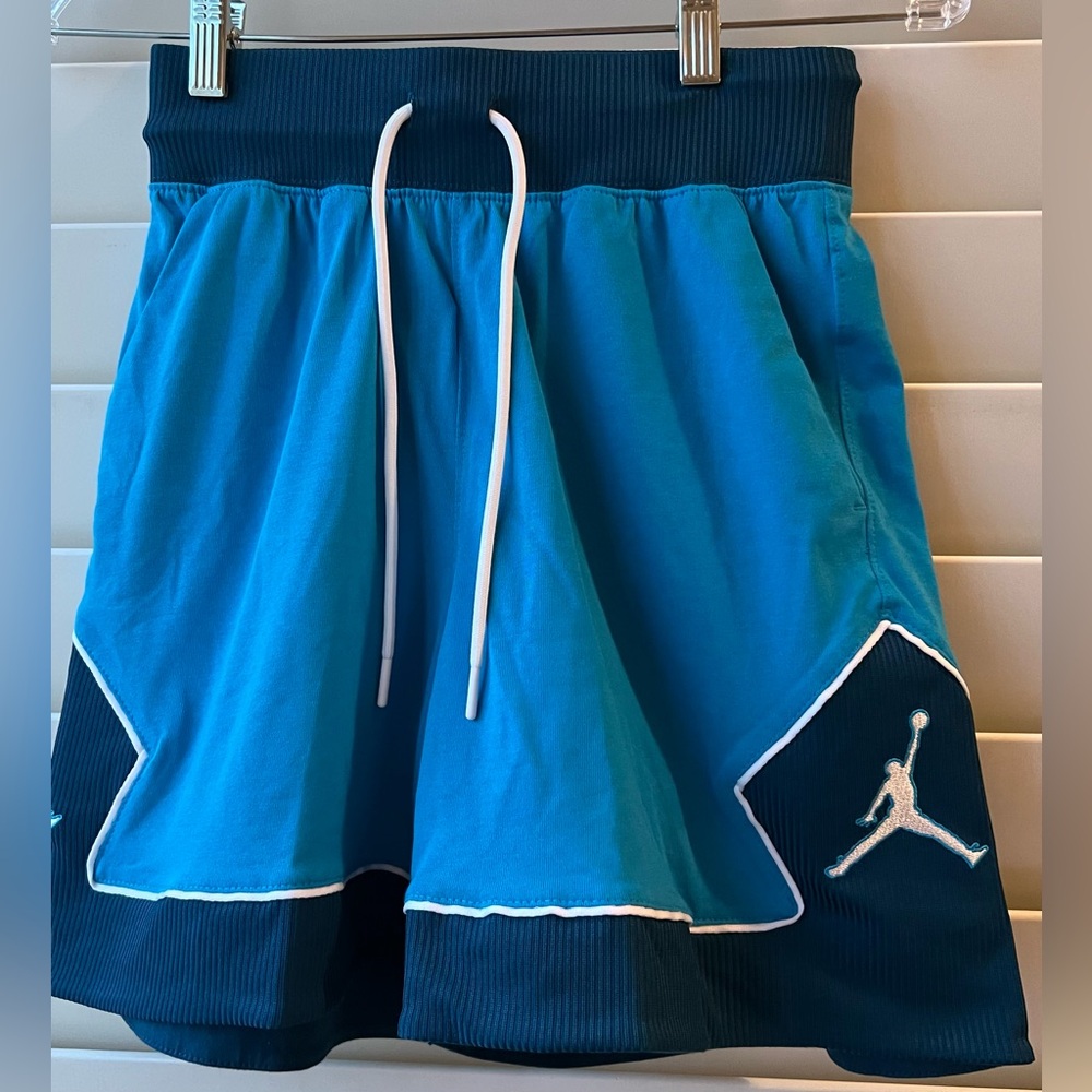 Nike - NWT - Loose Fit  - XS & S - Woman’s - Blue Athletic Shorts with Logo